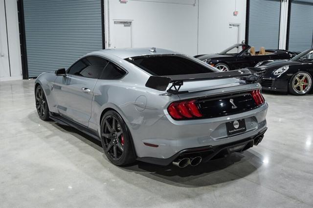 2022 ford mustang gt