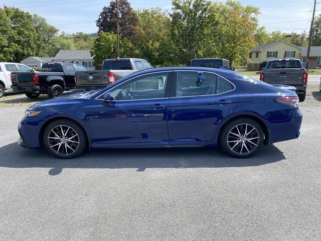 2023 toyota camry se