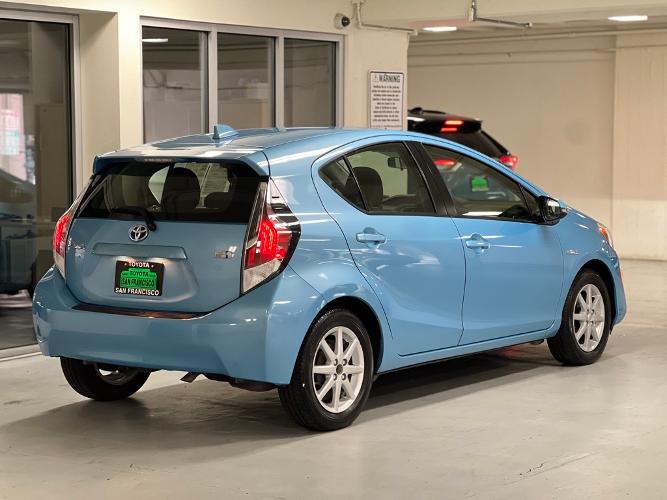 used 2015 toyota prius c one