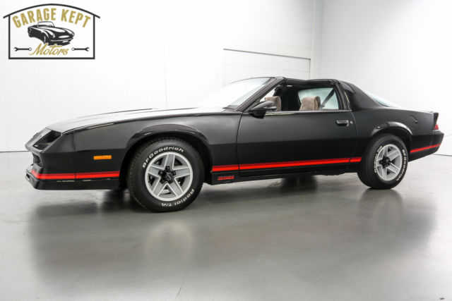 1983 chevrolet camaro z28 sport coupe t-tops - 80's black beauty