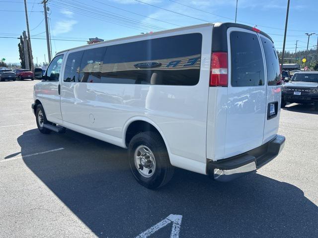 2019 chevrolet express 3500 lt