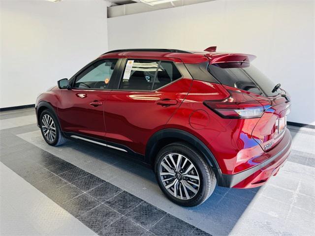 2024 nissan kicks sr