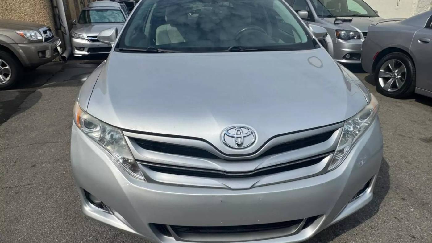 2014 toyota venza le