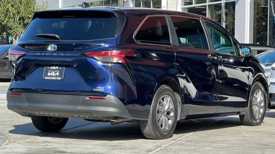 2021 Toyota Sienna