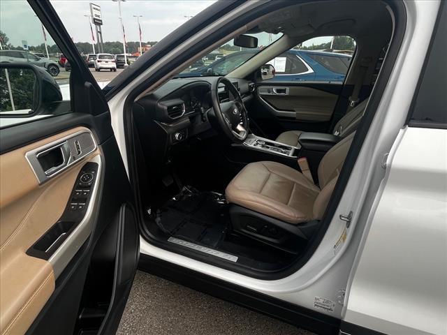 2022 ford explorer limited