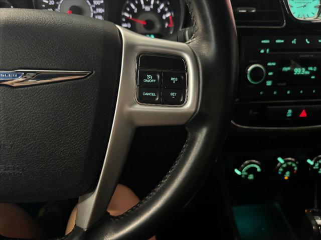2011 chrysler 200 touring