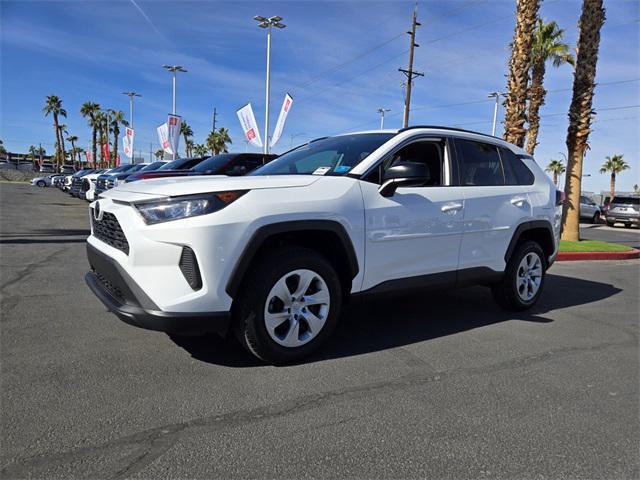 2021 toyota rav4 le