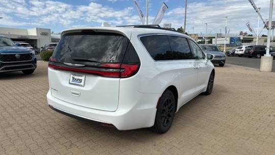 2022 Chrysler Pacifica