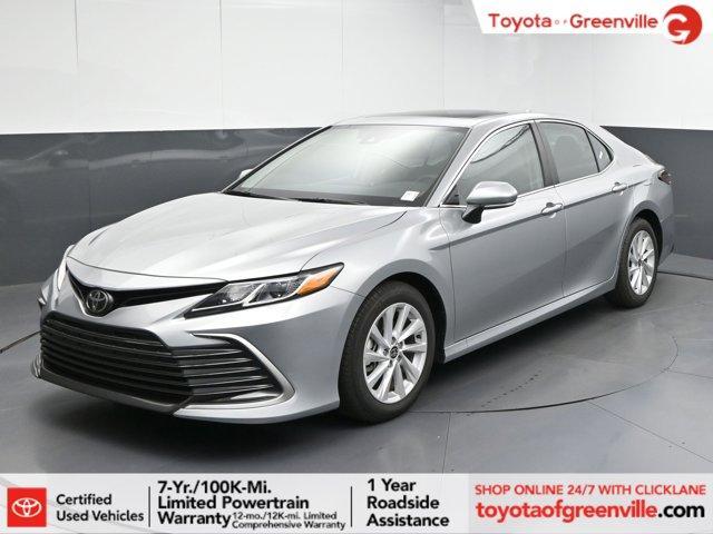 2024 toyota camry le