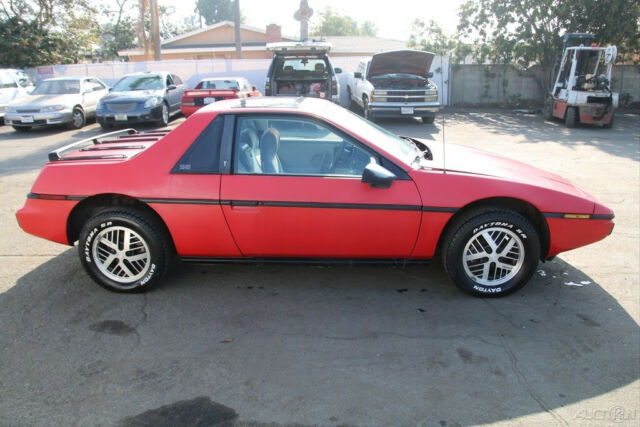 1985 pontiac fiero automatic 4 cylinder no reserve