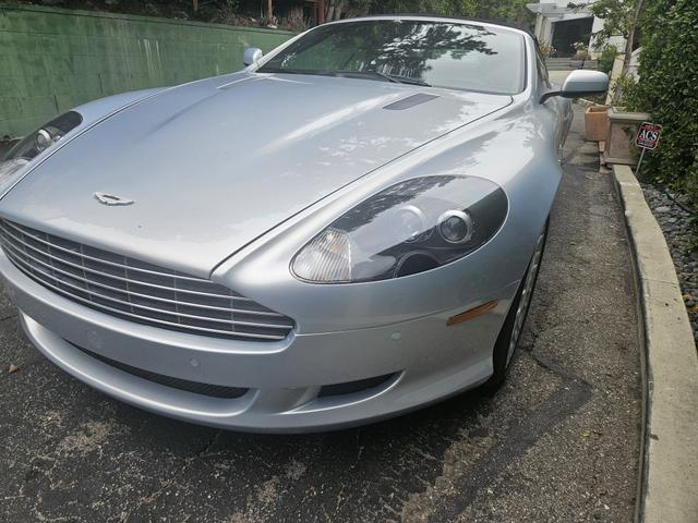 2009 aston martin db9 volante