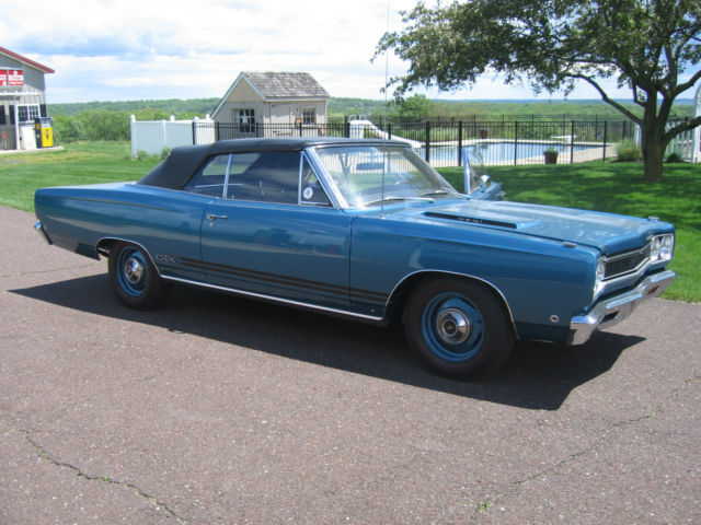 1968 plymouth gtx convertible hemi 4 speed