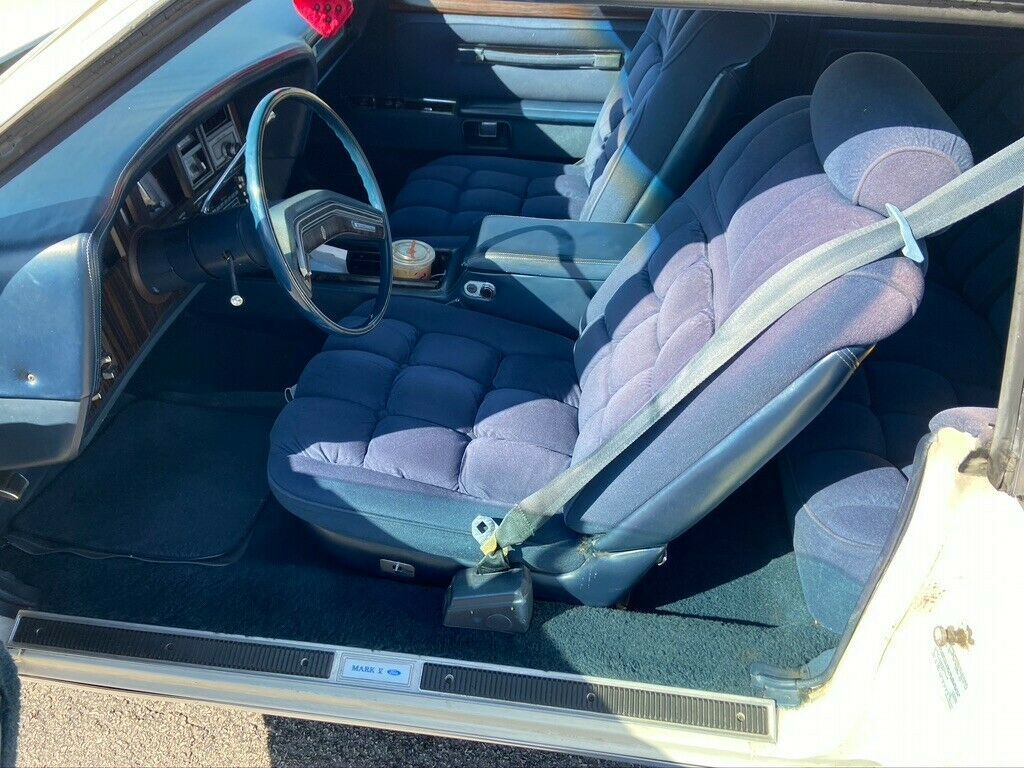 garage kept! excellent interior! runs amazing!