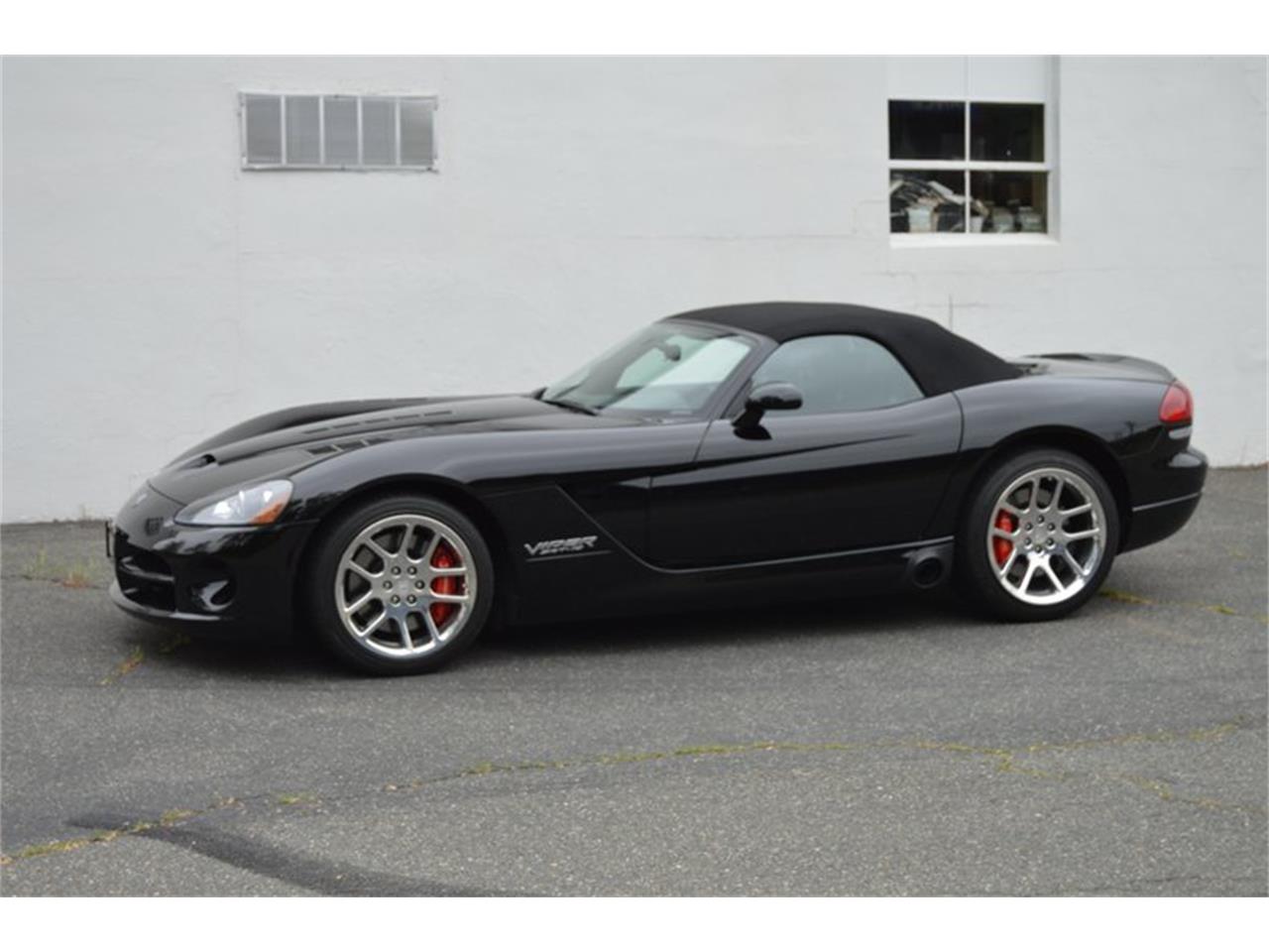 2004 dodge viper