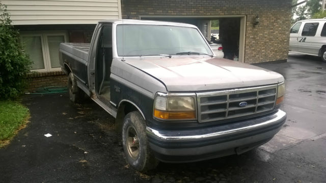 1993 ford f-150 for parts, 6 cylinder, 5 speed, runs
