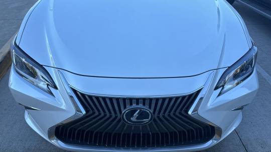 2021 Lexus ES