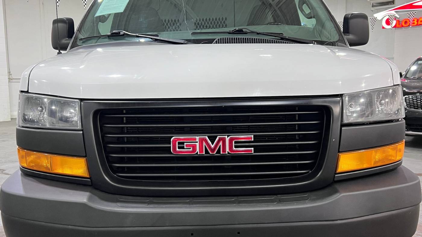2020 gmc savana 2500