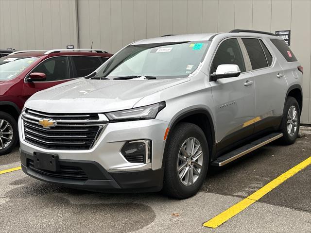2022 chevrolet traverse lt cloth