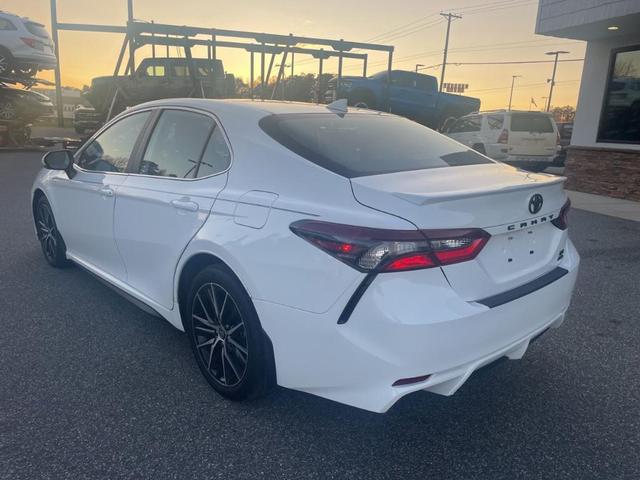 2024 toyota camry se