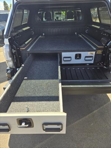 2017 toyota tacoma base