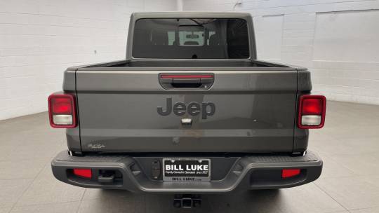 2024 Jeep Gladiator
