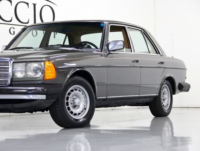 1980 mercedes 300d - grey/ palamino - 3 owner!