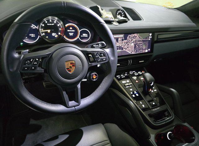 2022 porsche cayenne turbo