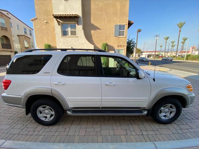 2002 toyota sequoia sr5