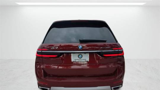 2025 BMW X7