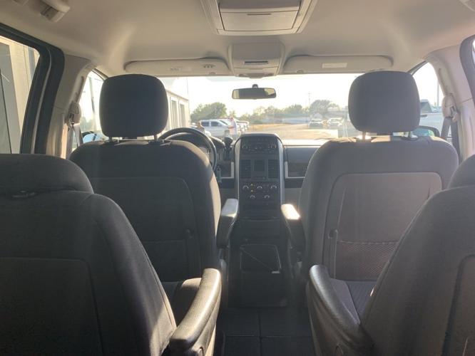 used 2010 dodge grand caravan sxt cadiz, ky 42211 for sale in blue spring, kentucky