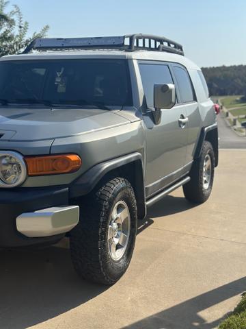 2010 toyota fj cruiser base
