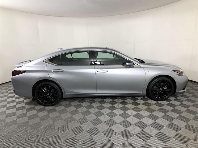 2022 lexus es 300h 300h