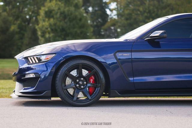 2018 ford shelby gt350 base