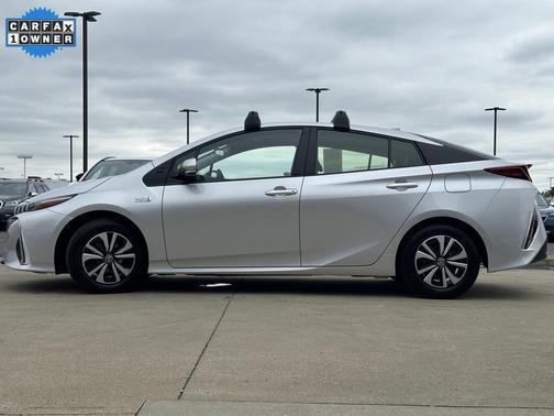 2018 toyota prius prime in co bluffs, iowa
