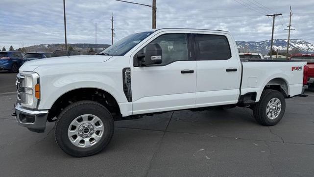 2023 ford f-350 xlt