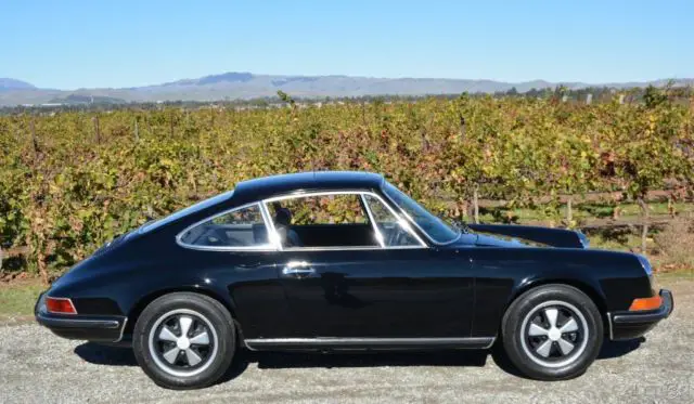 1972 911t coupe #match black/black 100% factory flrs excellent body gaps garaged