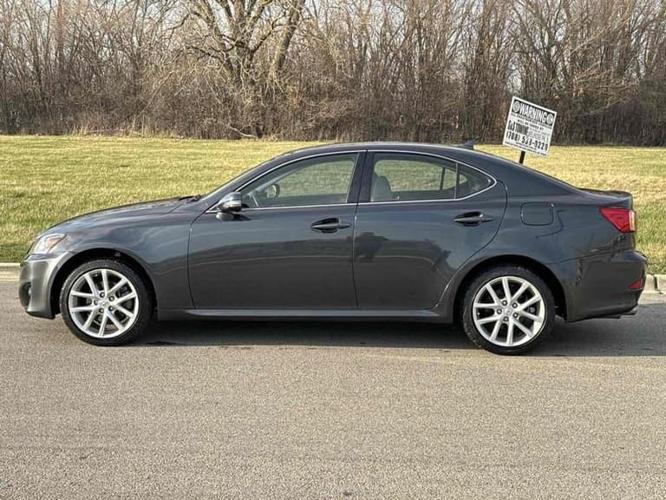 2011 lexus is is 250 sedan 4d in melrose park, illinois