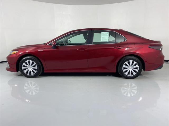 2021 toyota camry le