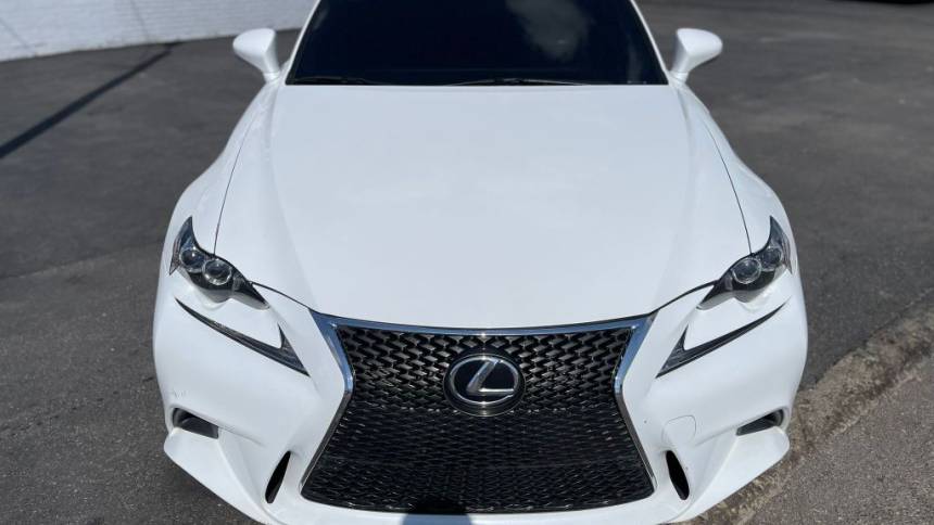 2016 lexus is 300 base
