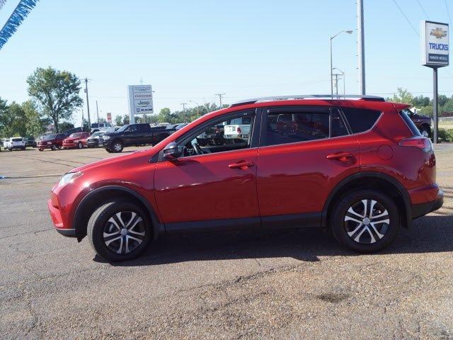 used 2017 toyota rav4 fwd le west point, ms 39773 for sale in abbott, mississippi