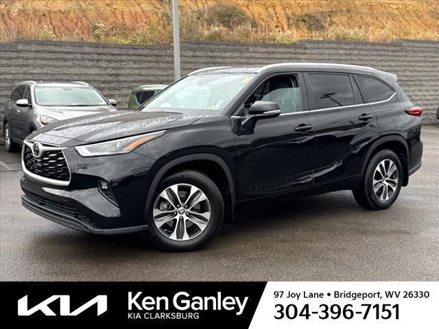 2023 toyota highlander xle