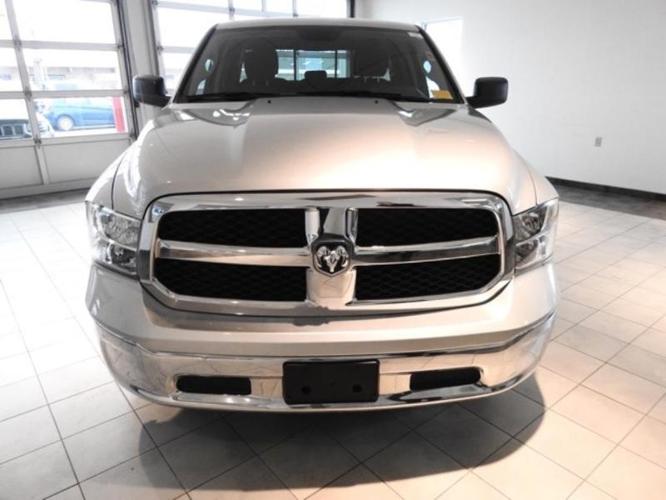 2018 ram ram pickup 1500 slt 4x2 slt 4dr quad cab 6.3 ft. sb pickup for sale in hutchinson, kansas