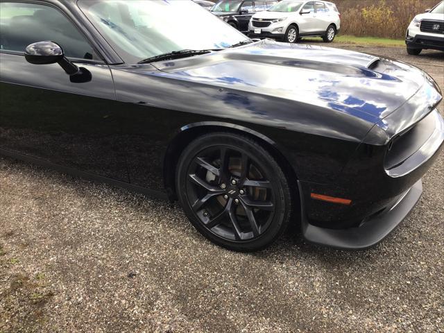 2022 dodge challenger gt