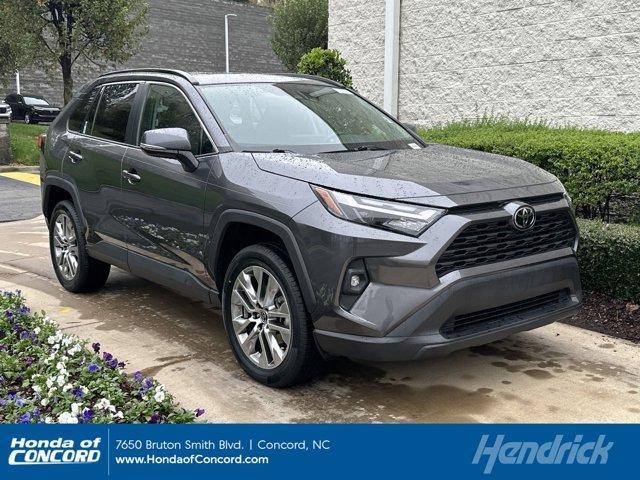 2022 toyota rav4 xle premium