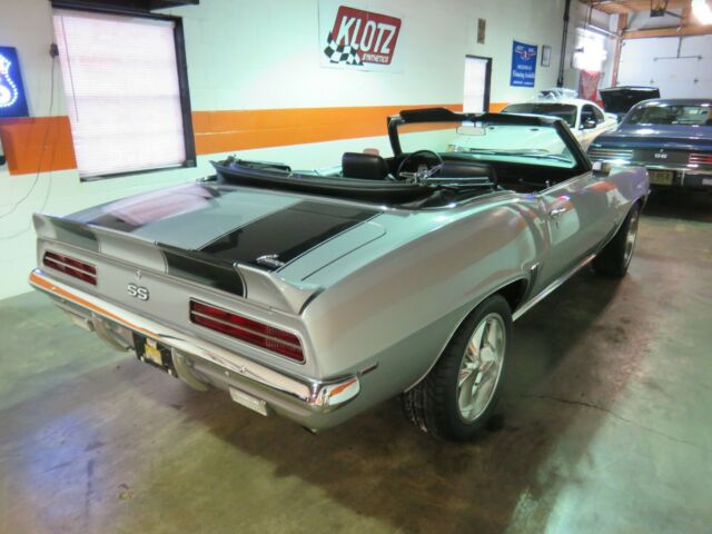 "frame-off pro/touring 69 chevy camaro rs/ss convertible lsx vintage air"