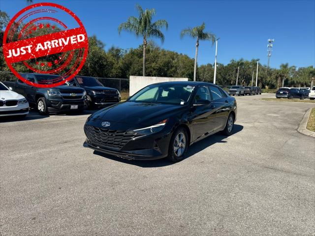 2022 hyundai elantra se