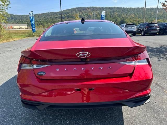 2022 hyundai elantra sel