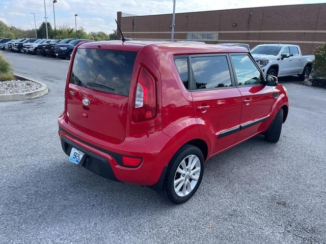2012 kia soul +