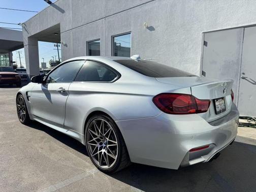 2017 bmw m4