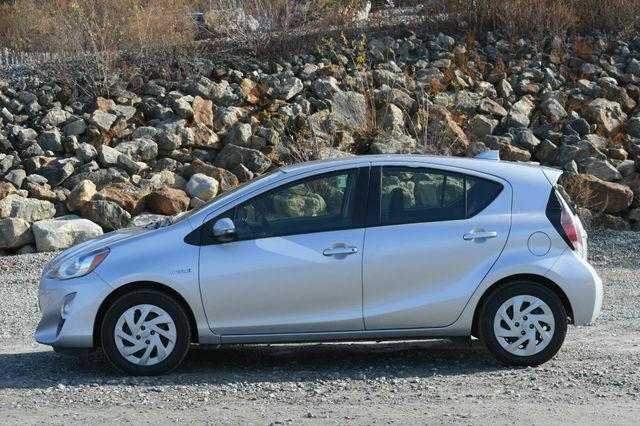 2016 toyota prius c one